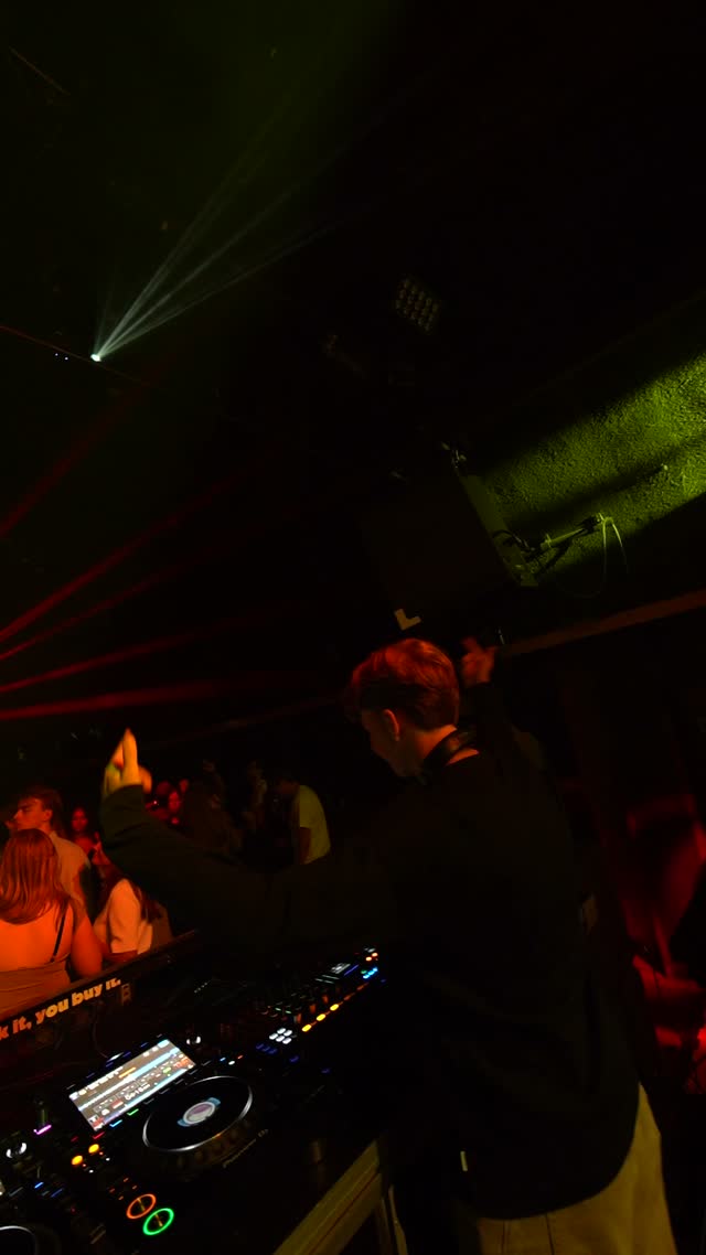DJ op een eerdere On The Move-editie